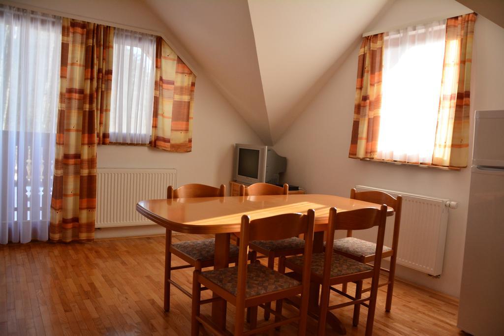 Gatej Apartment Cerkno