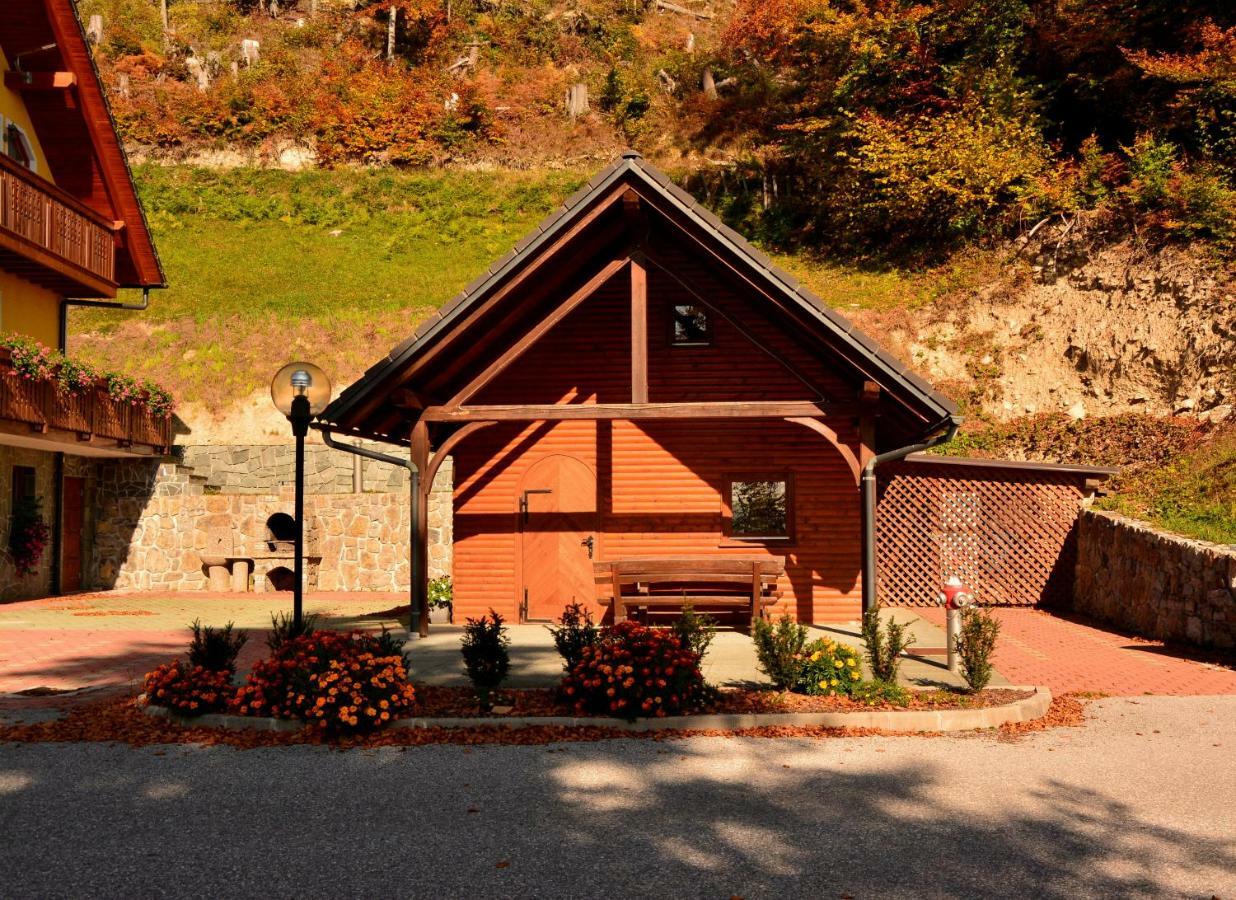 Gatej Apartment Cerkno